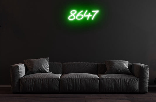 8647